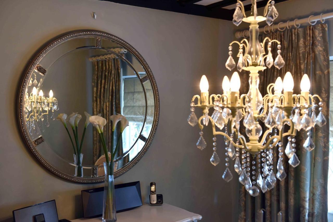 הוילה Luxury Eton House, 5 Minute Walk To Windsor Castle מראה חיצוני תמונה