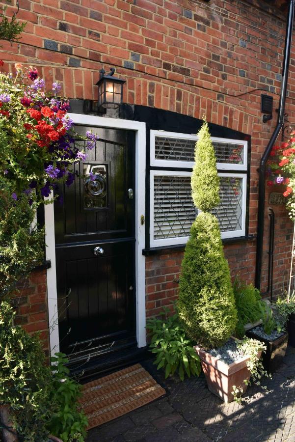 הוילה Luxury Eton House, 5 Minute Walk To Windsor Castle מראה חיצוני תמונה