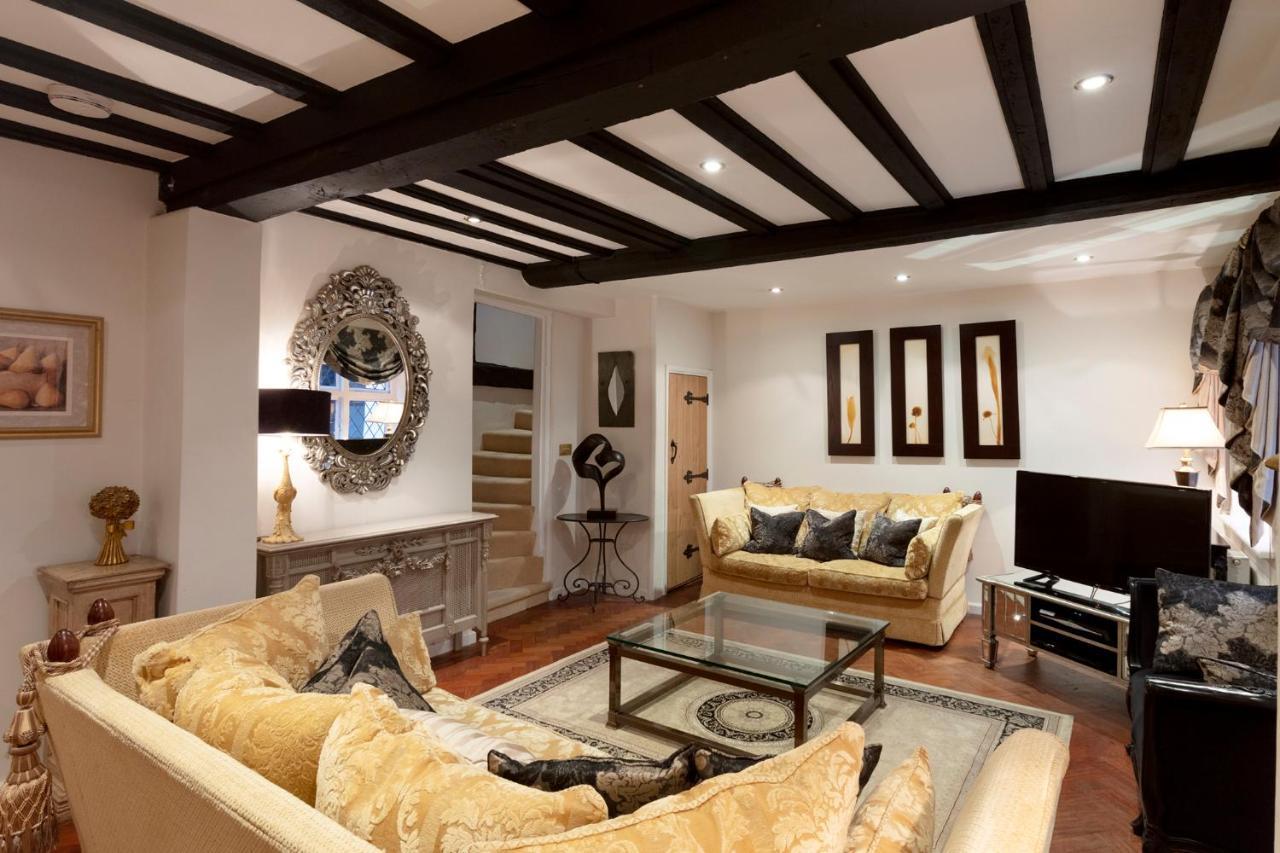 הוילה Luxury Eton House, 5 Minute Walk To Windsor Castle מראה חיצוני תמונה