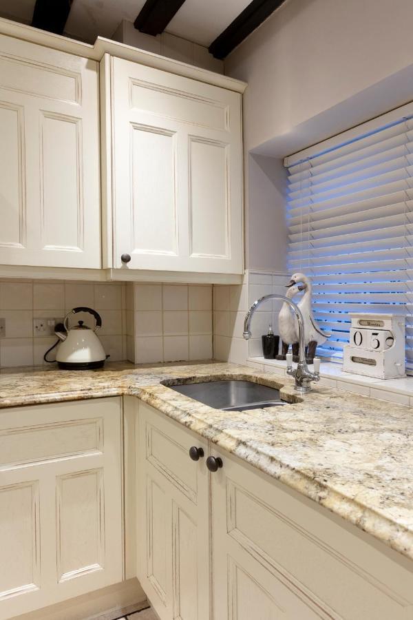 הוילה Luxury Eton House, 5 Minute Walk To Windsor Castle מראה חיצוני תמונה